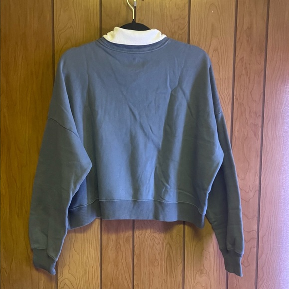 Hollister Women's Beverly Hills Blue Sweater - Picture 3 of 4